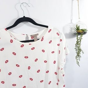 H&M Kiss Lips Blouse